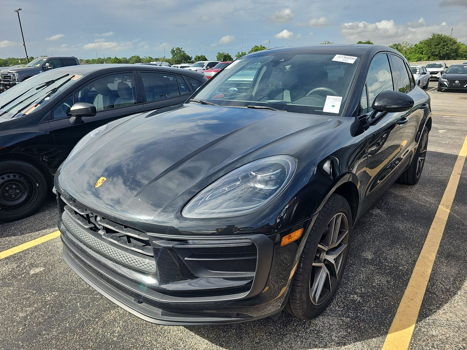 2023 Porsche Macan
