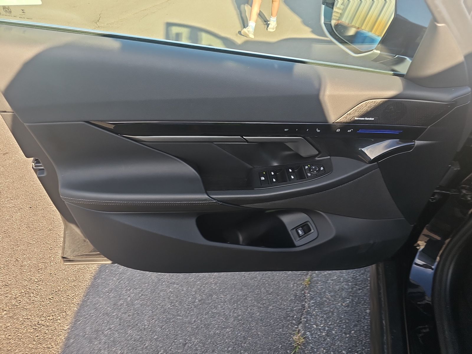 2025 BMW 5 Series 530i RWD