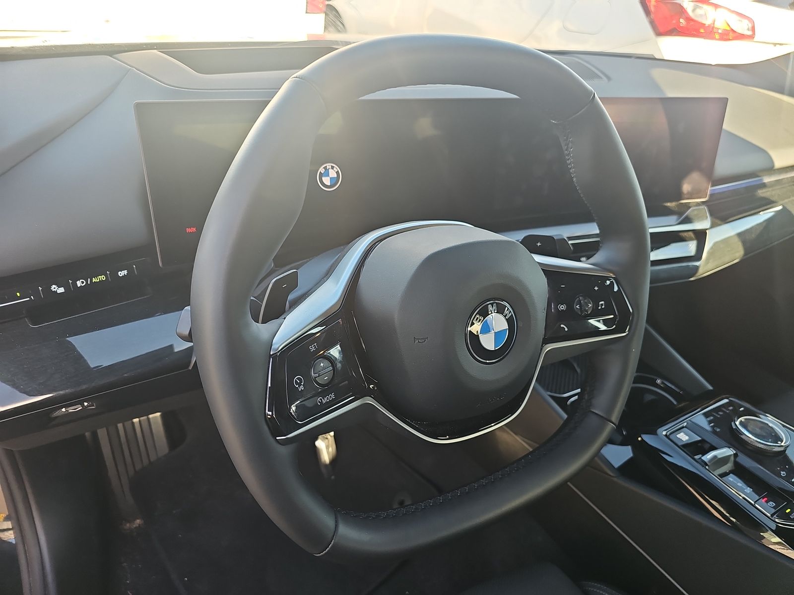 2025 BMW 5 Series 530i RWD