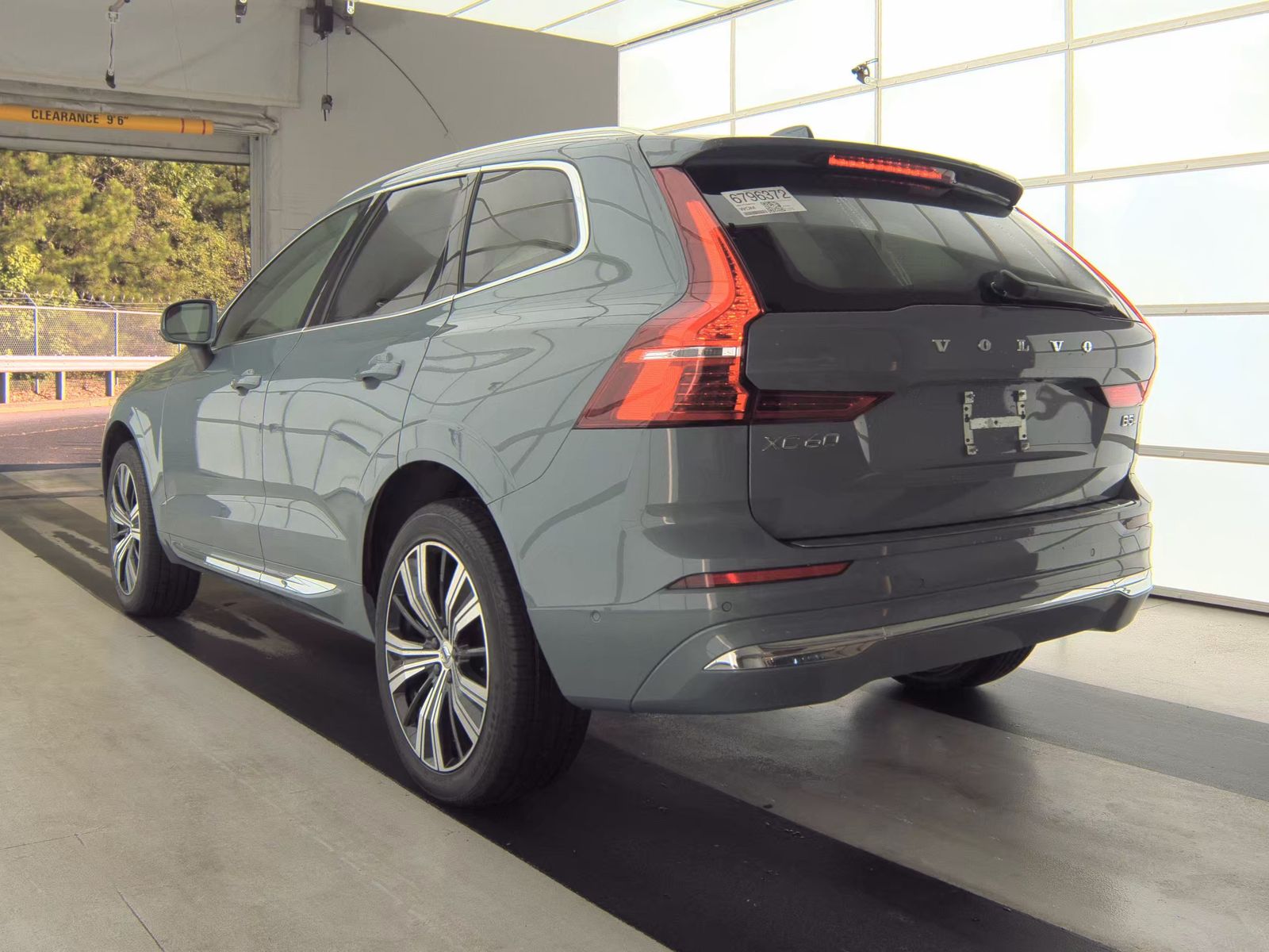 2023 Volvo XC60 B5 Plus AWD