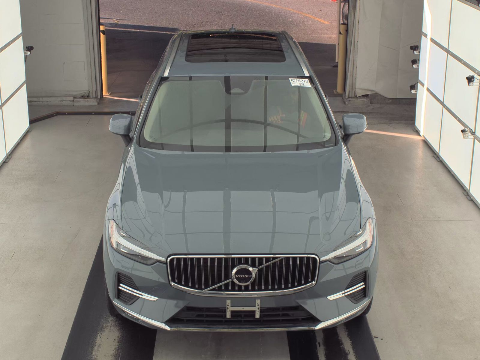 2023 Volvo XC60 B5 Plus AWD