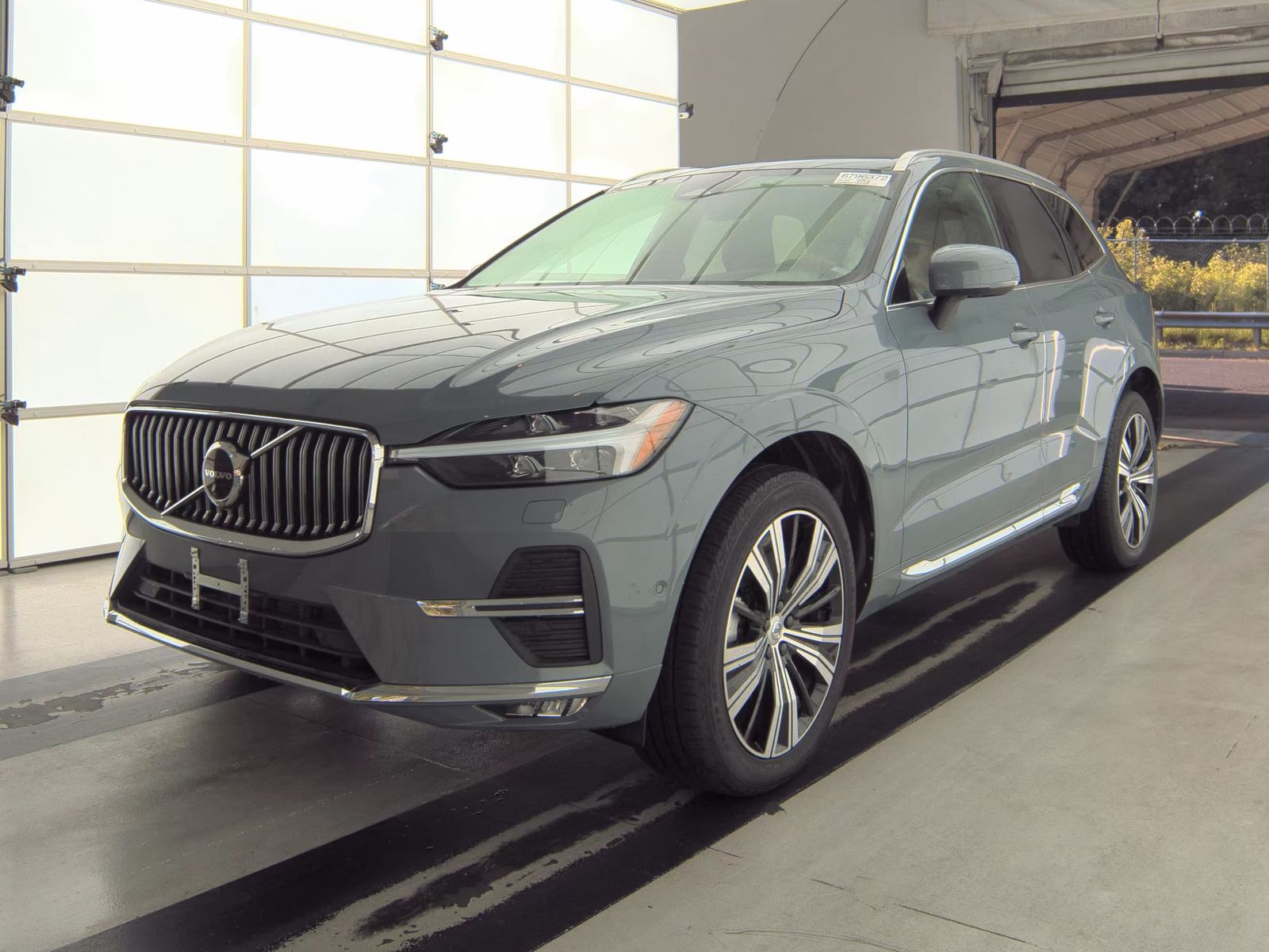 2023 Volvo XC60 B5 Plus AWD