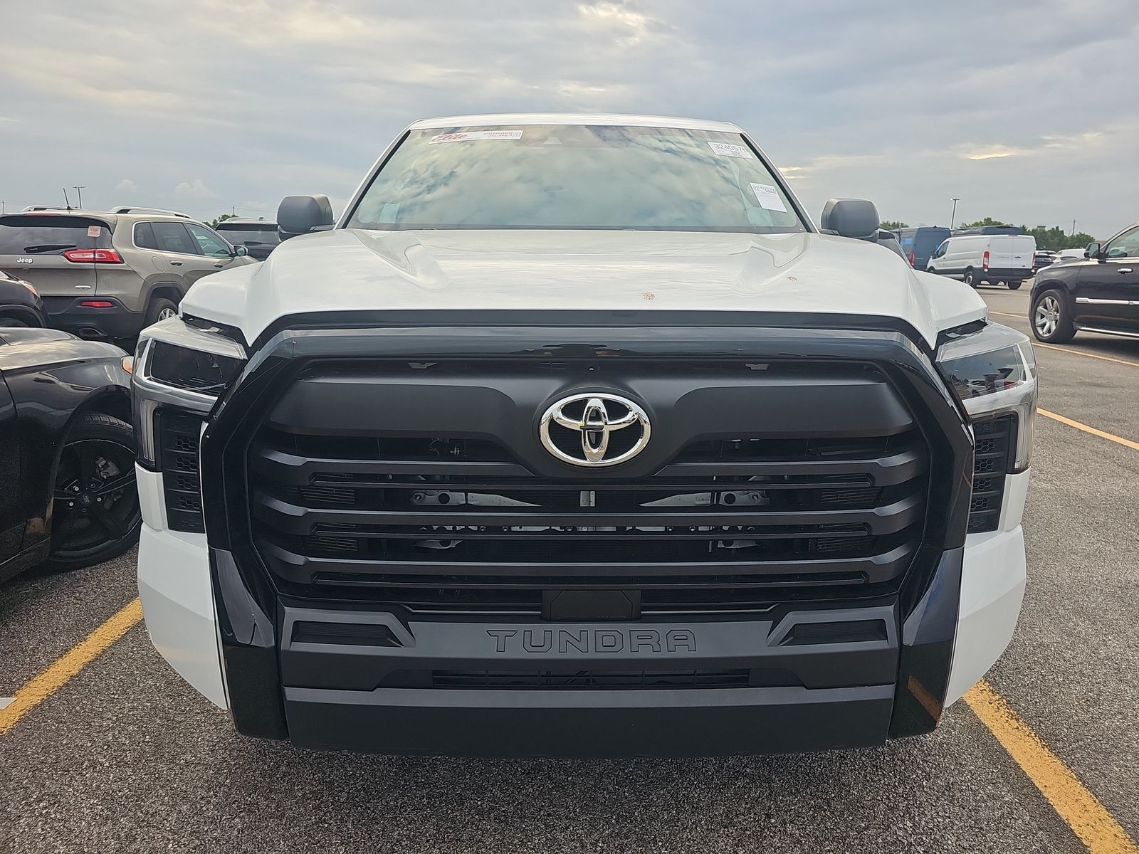 2024 Toyota Tundra SR AWD