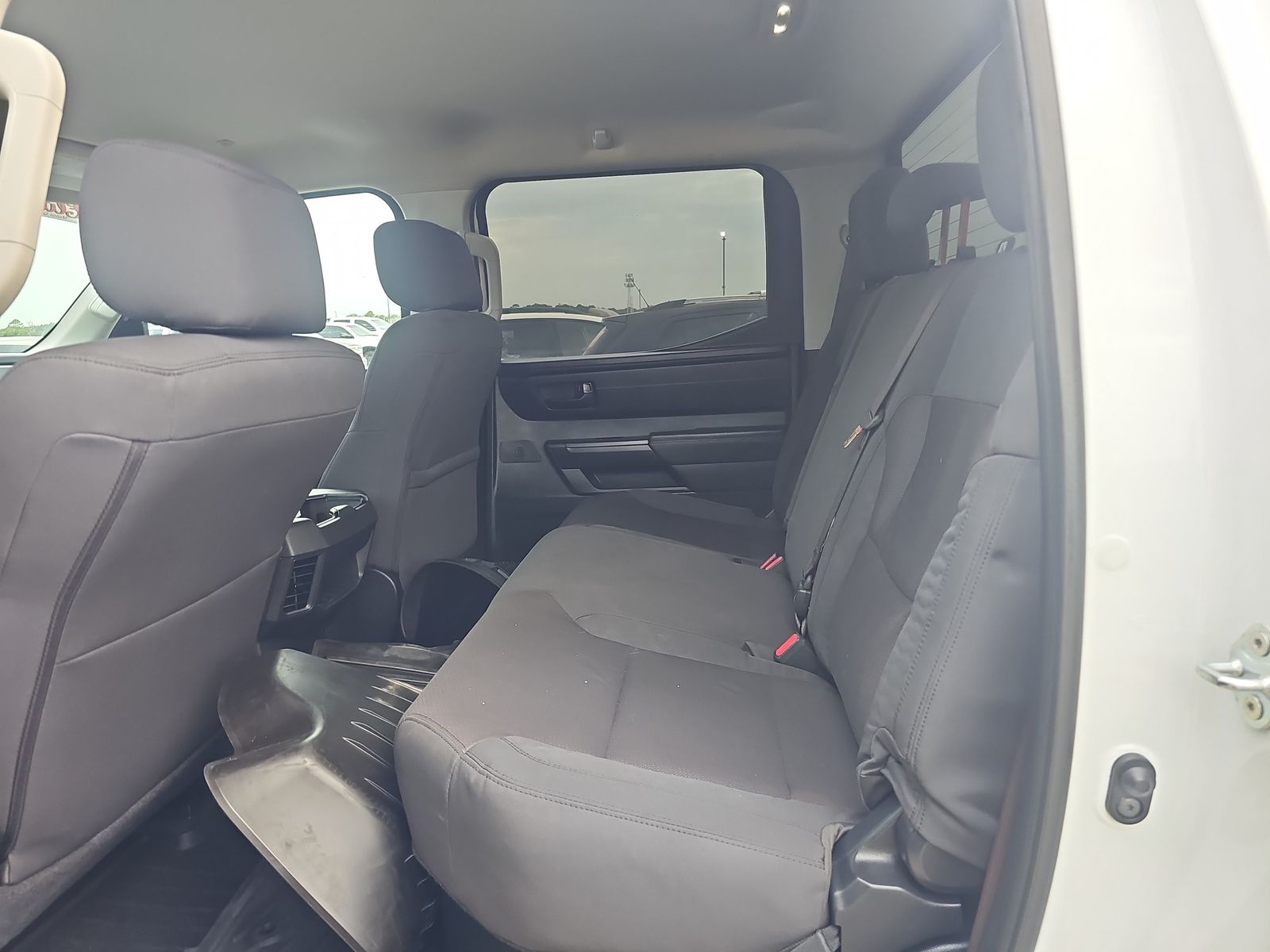 2024 Toyota Tundra SR AWD