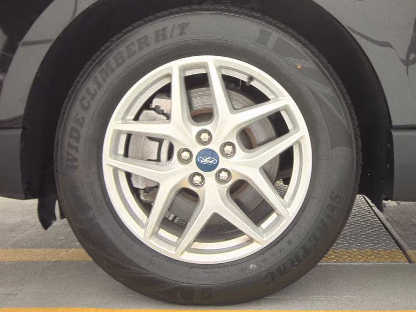 2022 Ford Edge SEL AWD