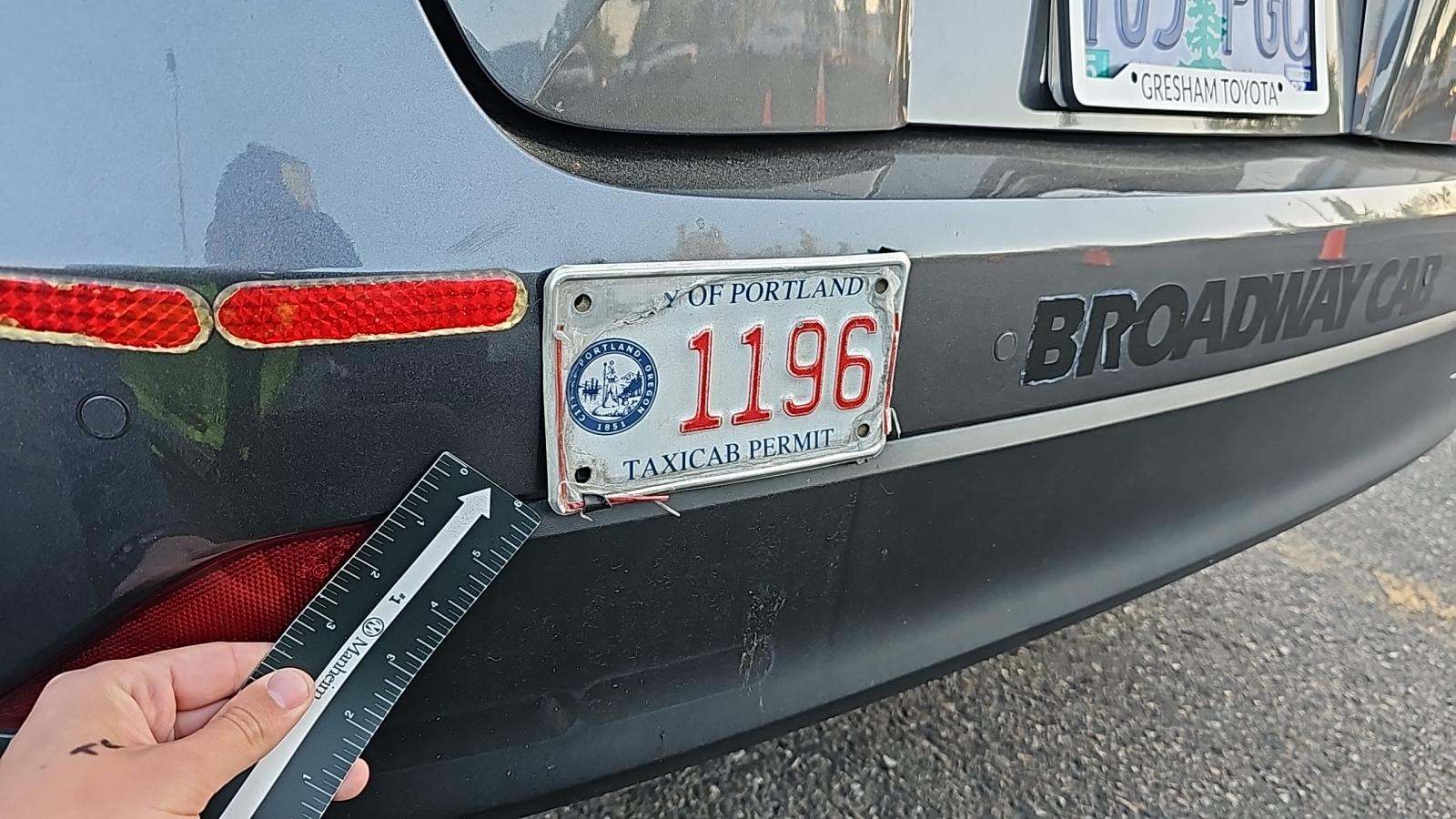 2021 Toyota Prius LE FWD