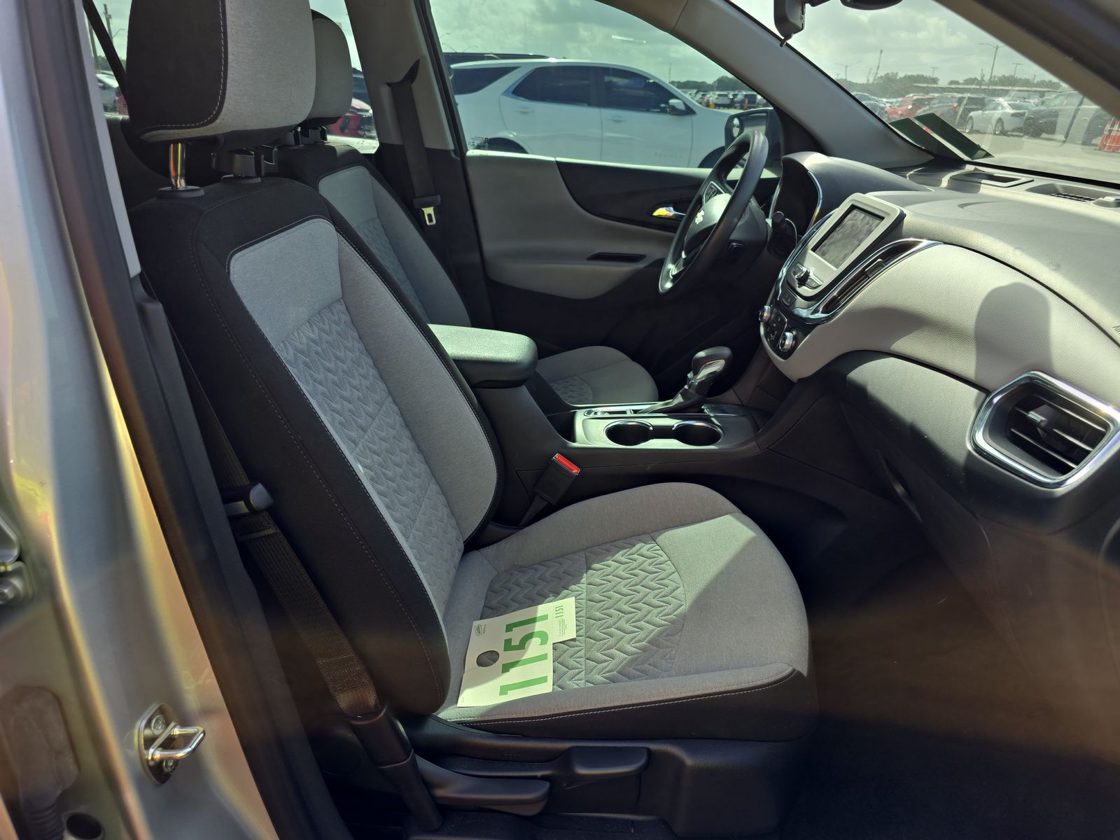 2022 Chevrolet Equinox LS FWD