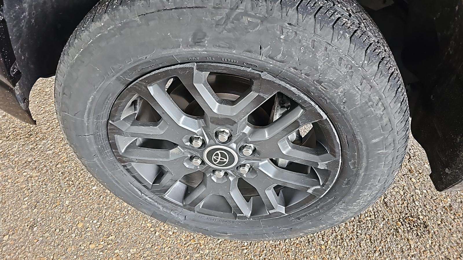 2023 Toyota Tundra Hybrid Platinum AWD