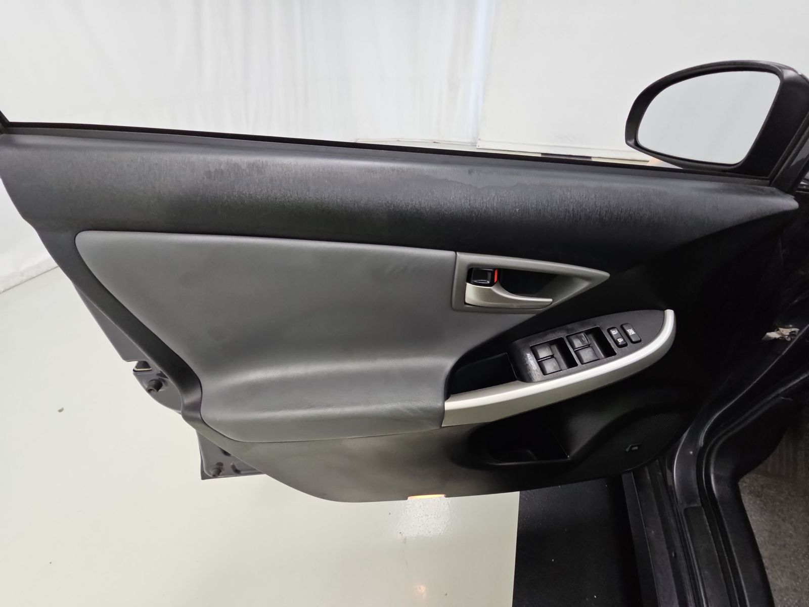 2014 Toyota Prius Four FWD