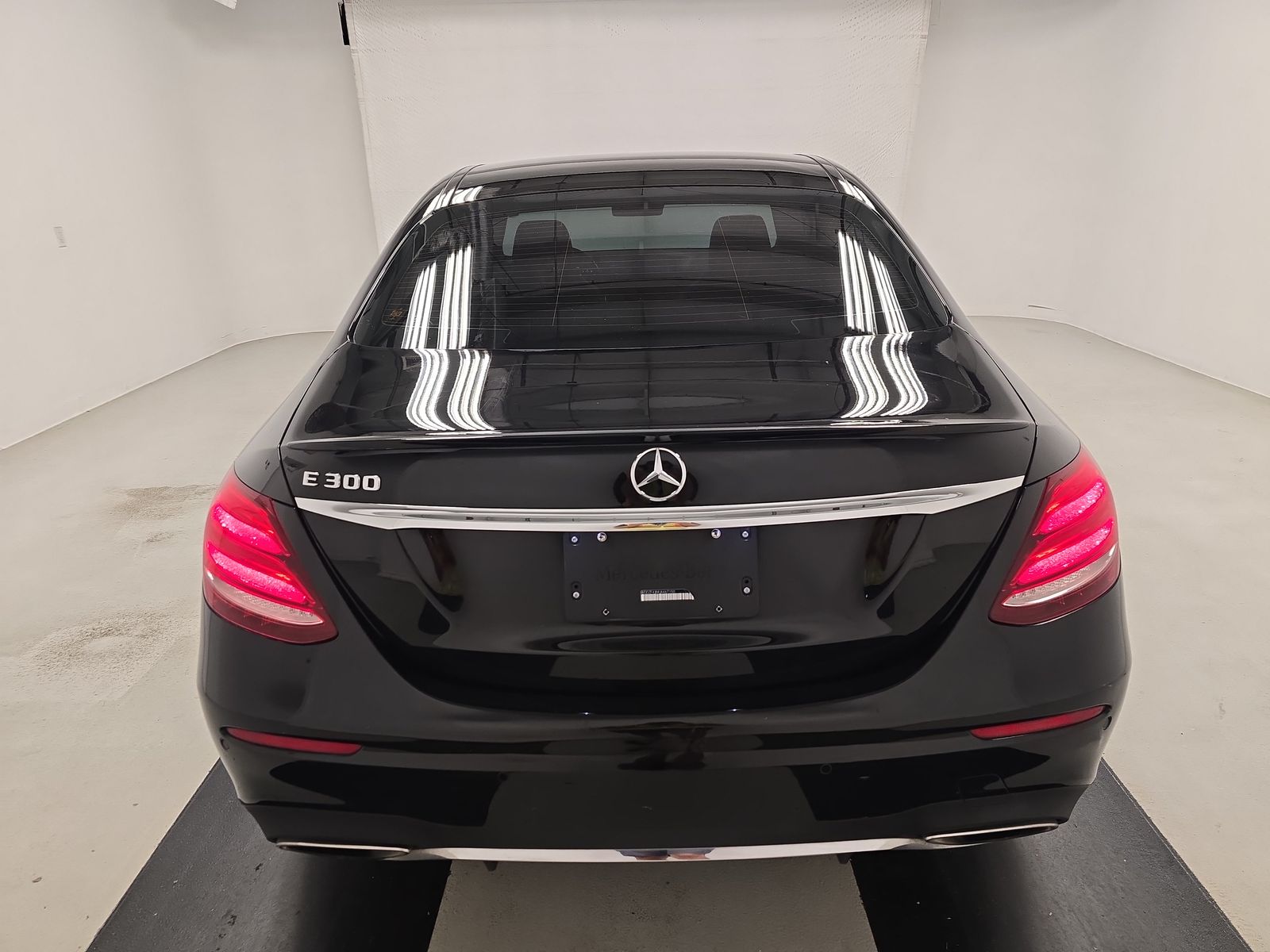 2018 Mercedes-Benz E-Class E 300 RWD