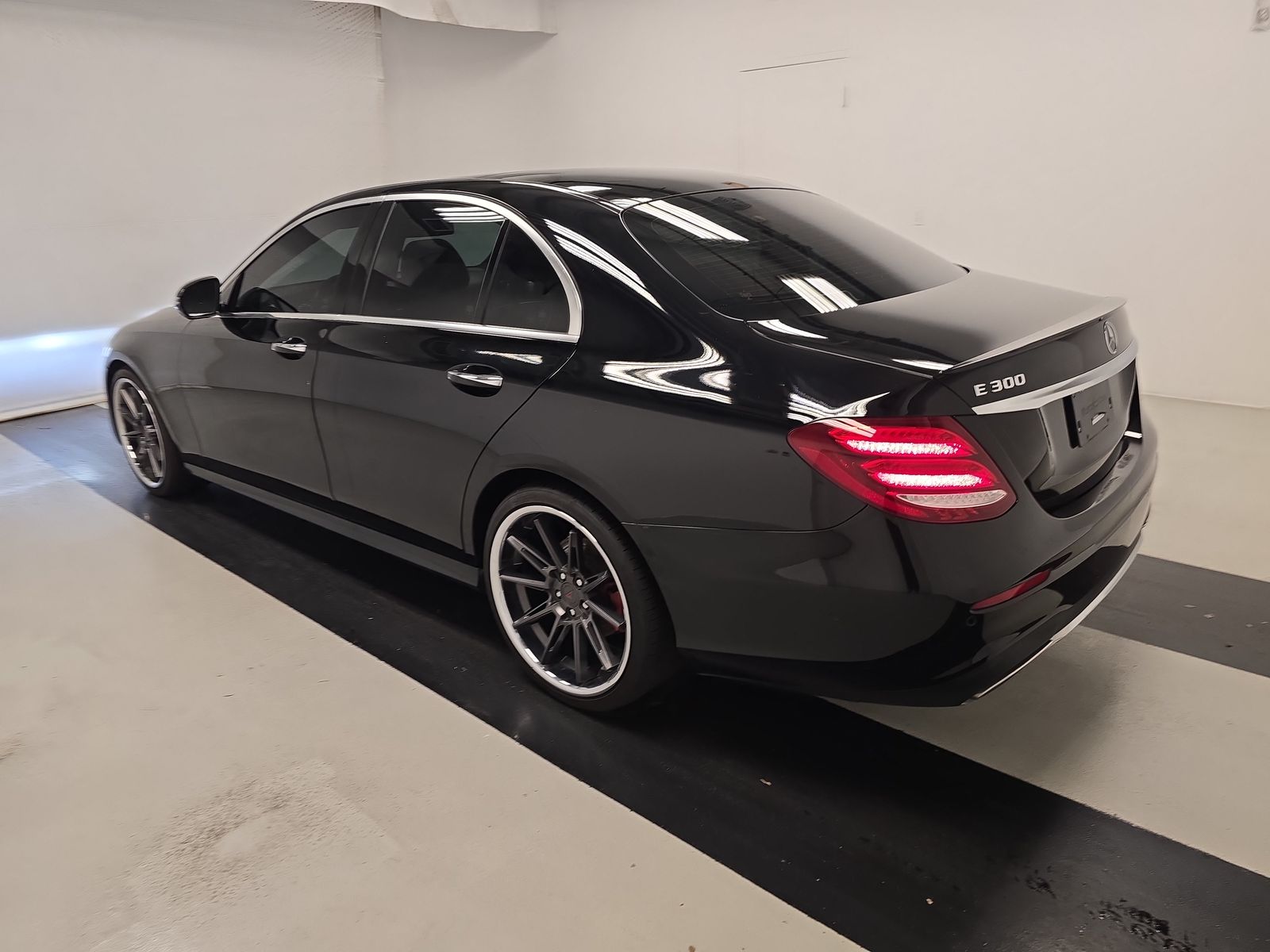 2018 Mercedes-Benz E-Class E 300 RWD