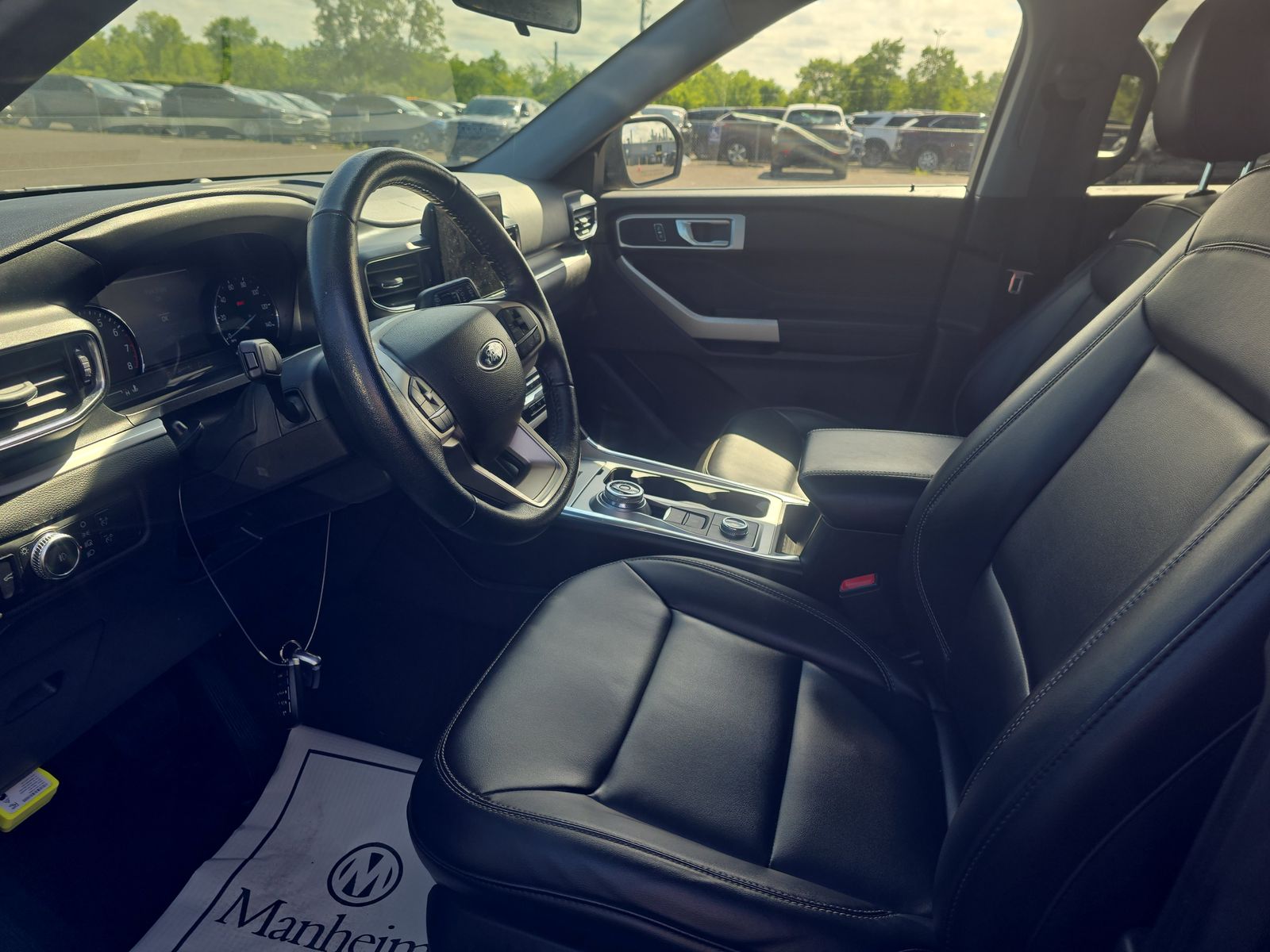 2022 Ford Explorer XLT AWD