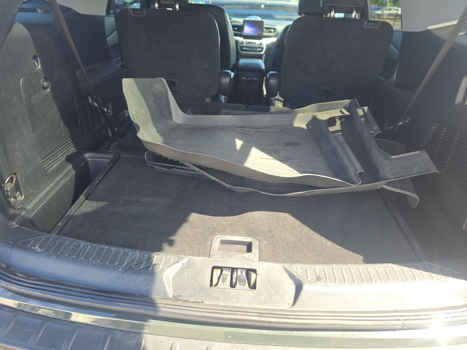 2022 Ford Explorer XLT AWD