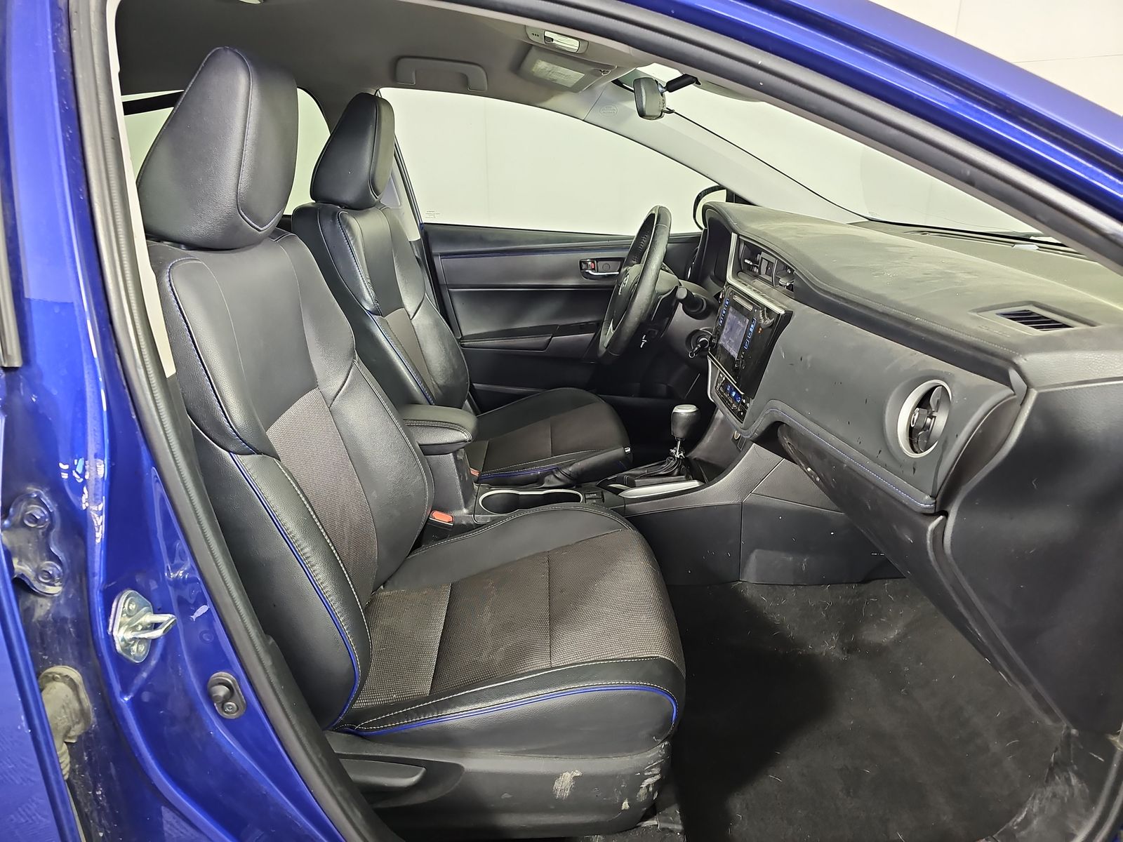 2018 Toyota Corolla SE FWD