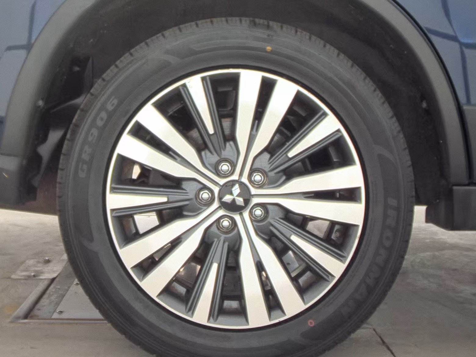 2020 Mitsubishi Outlander SEL FWD