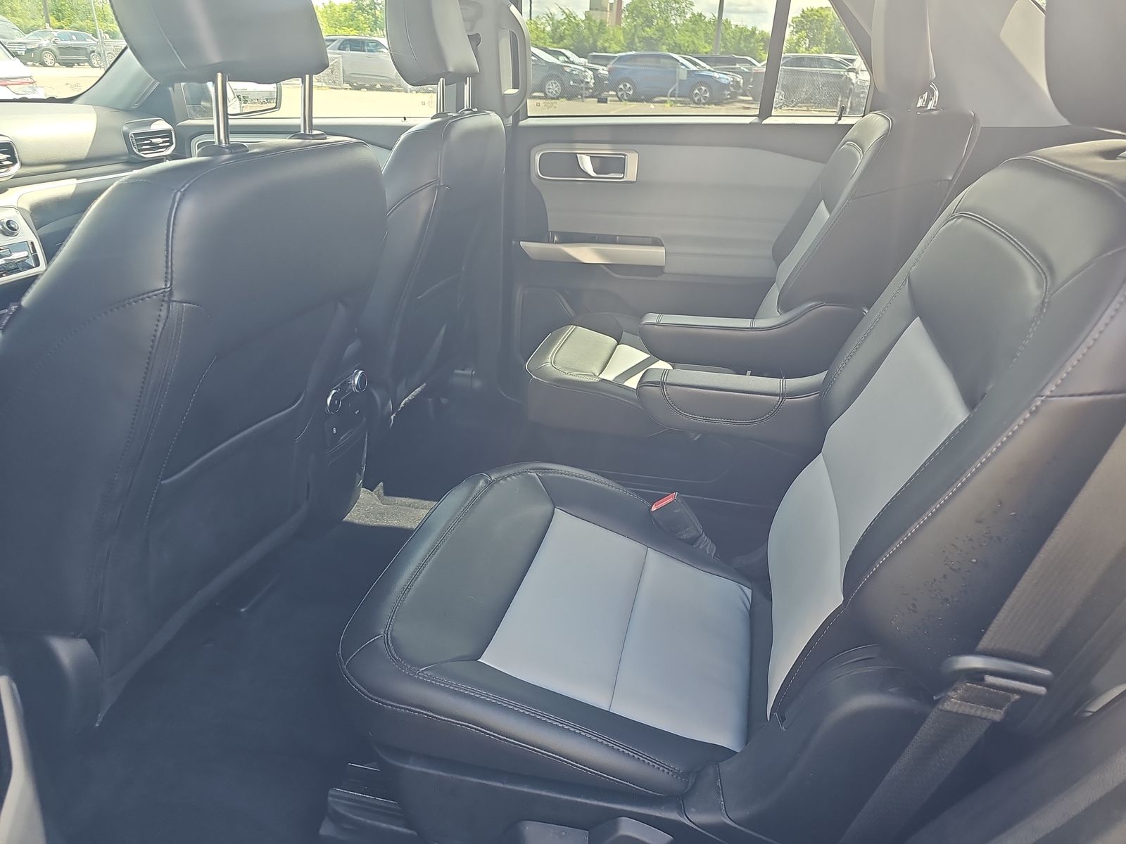 2022 Ford Explorer XLT AWD