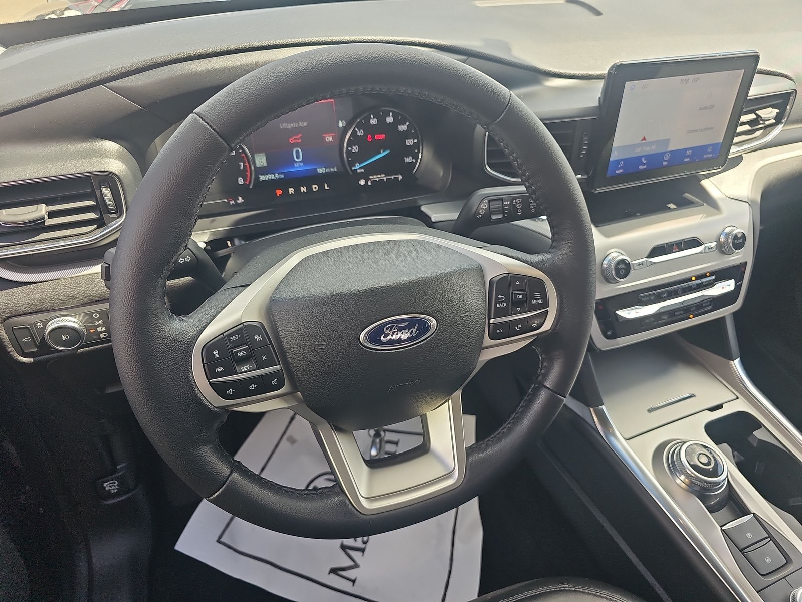 2022 Ford Explorer XLT AWD