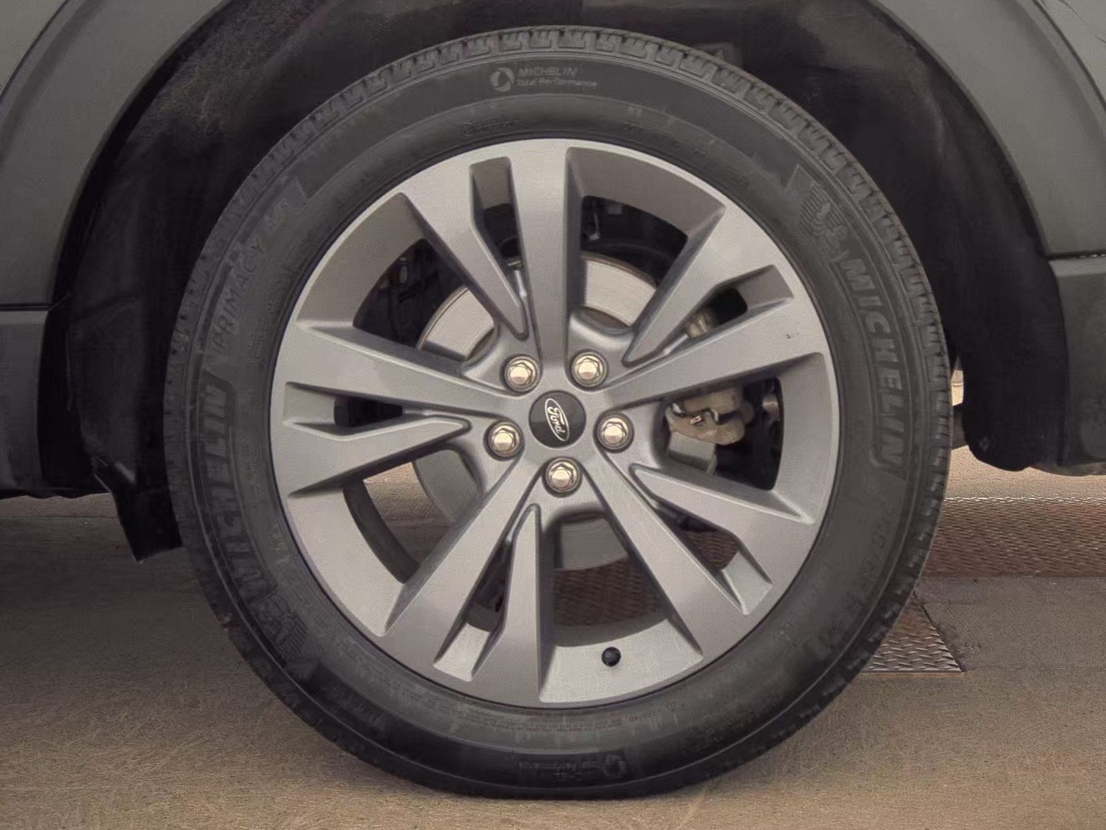 2022 Ford Explorer XLT AWD