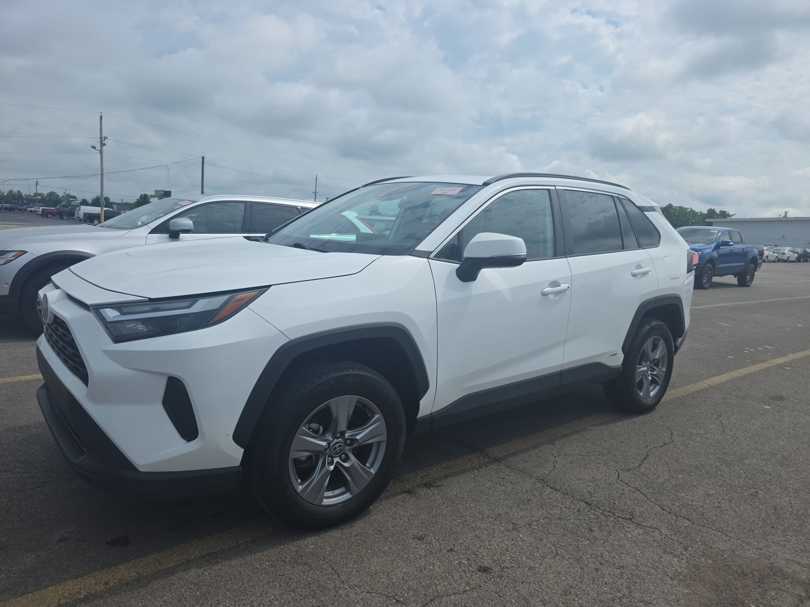 2022 Toyota RAV4 Hybrid XLE AWD