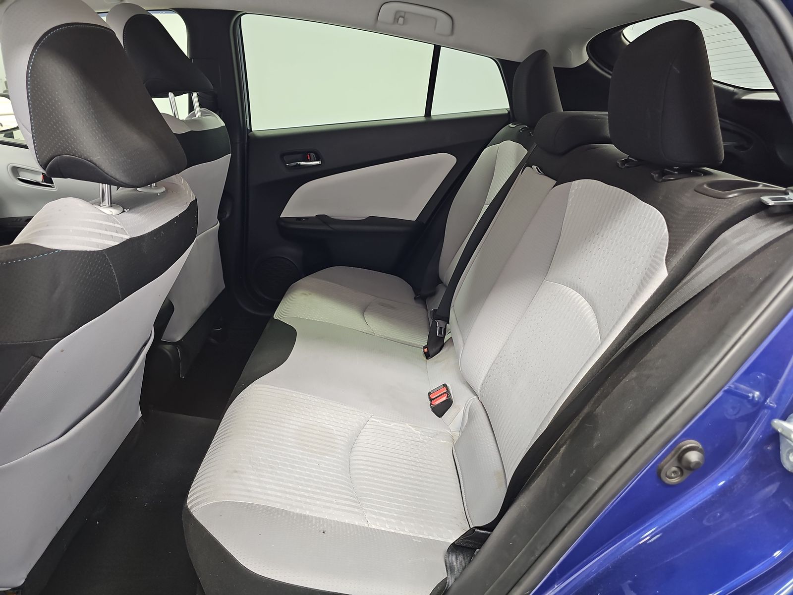2017 Toyota Prius Three FWD