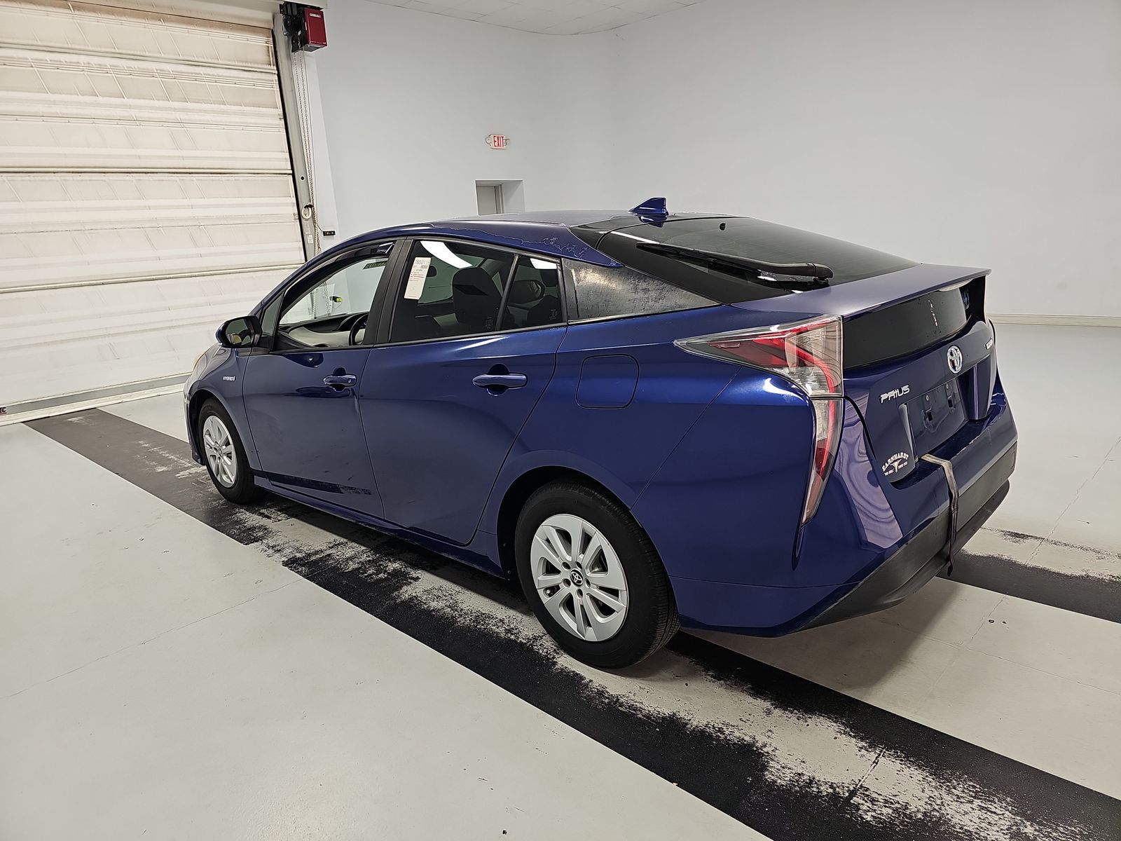 2017 Toyota Prius Three FWD