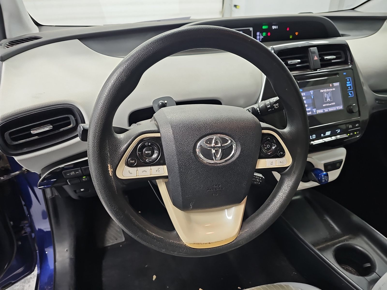 2017 Toyota Prius Three FWD