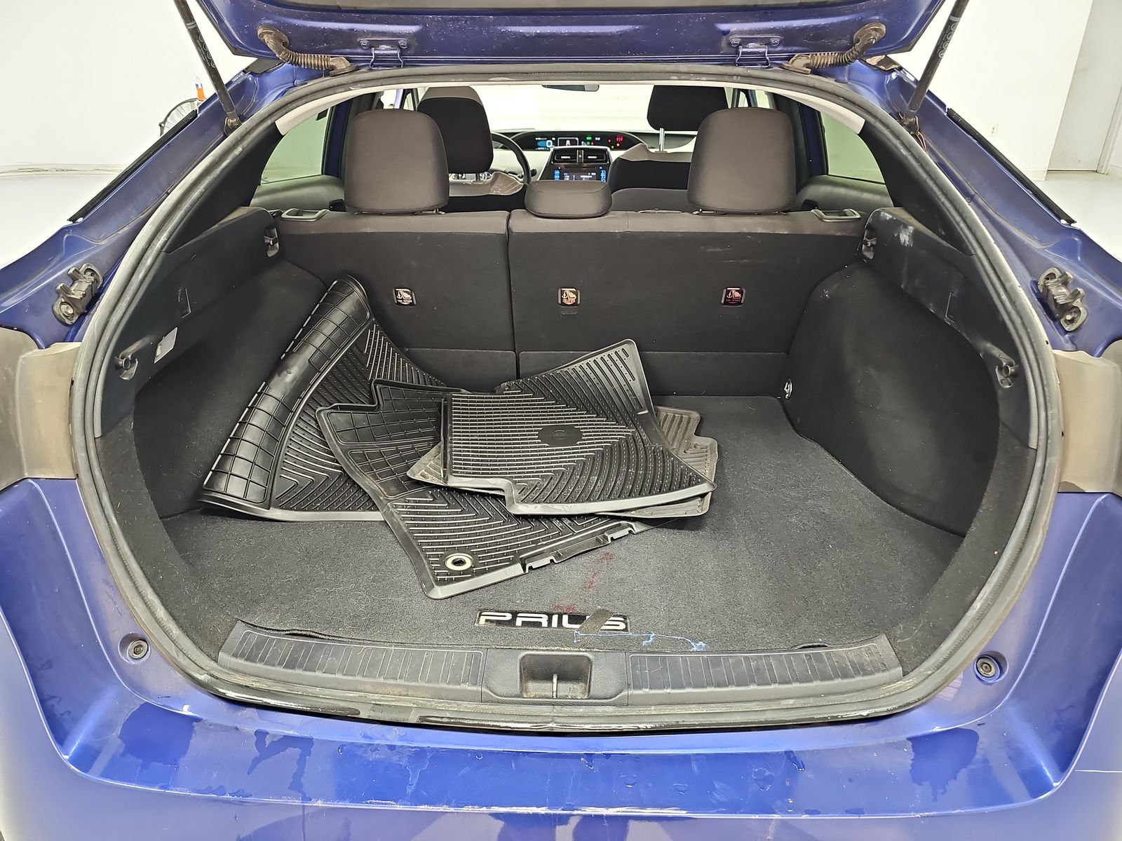 2017 Toyota Prius Three FWD