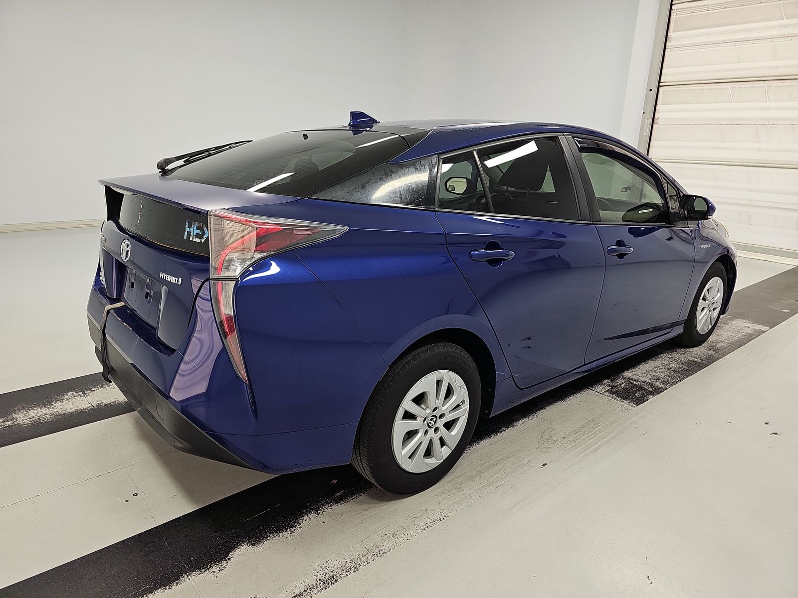 2017 Toyota Prius Three FWD