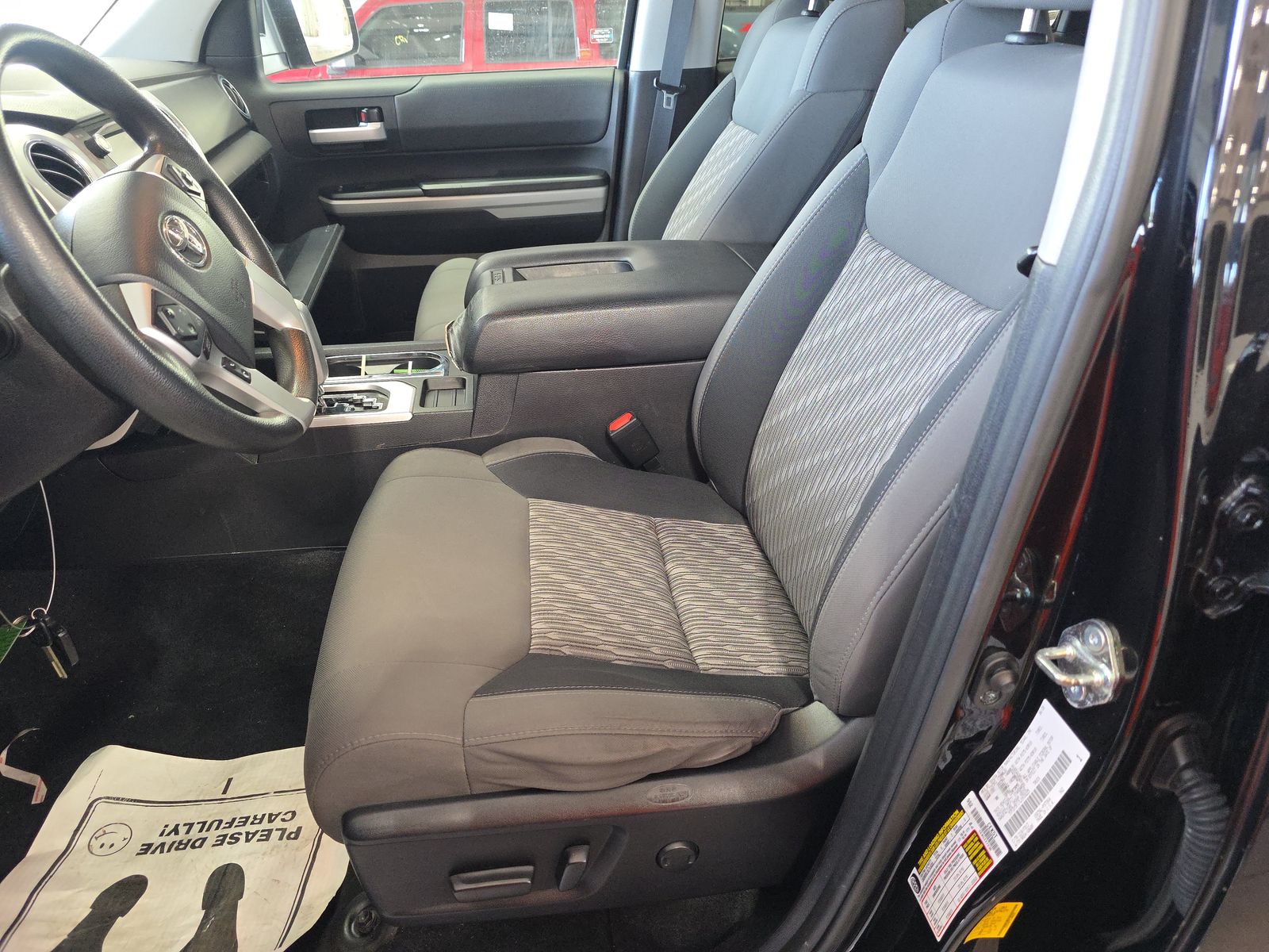 2020 Toyota Tundra SR5 AWD