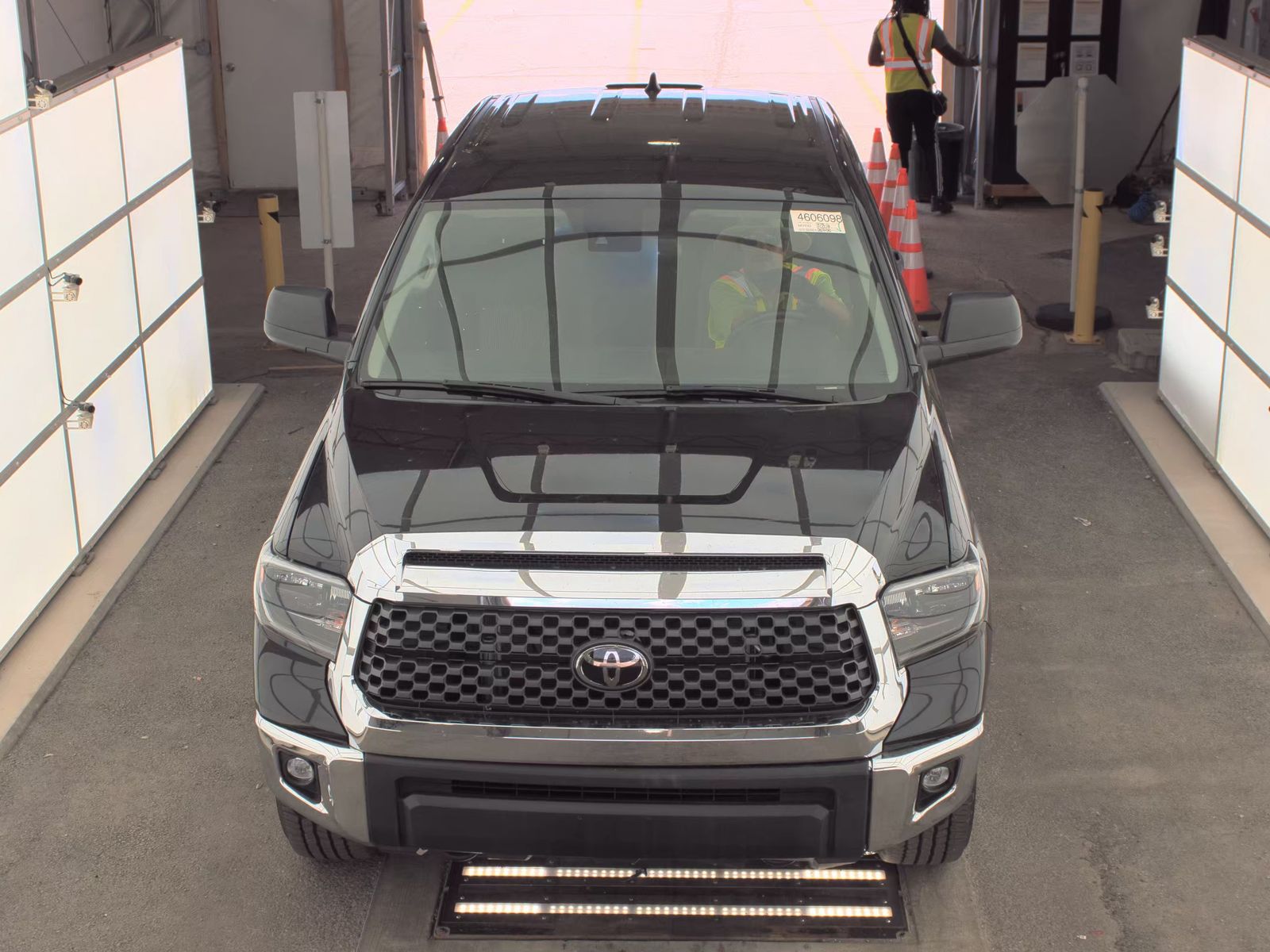 2020 Toyota Tundra SR5 AWD