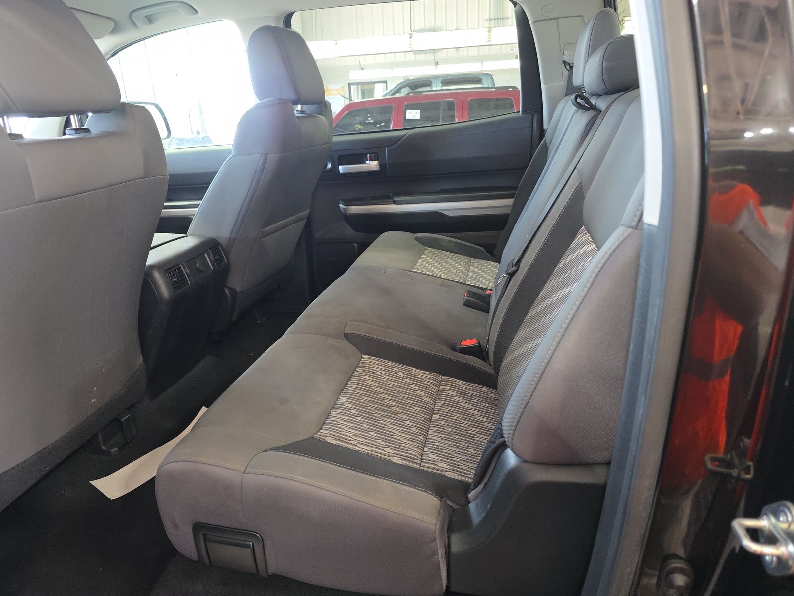 2020 Toyota Tundra SR5 AWD