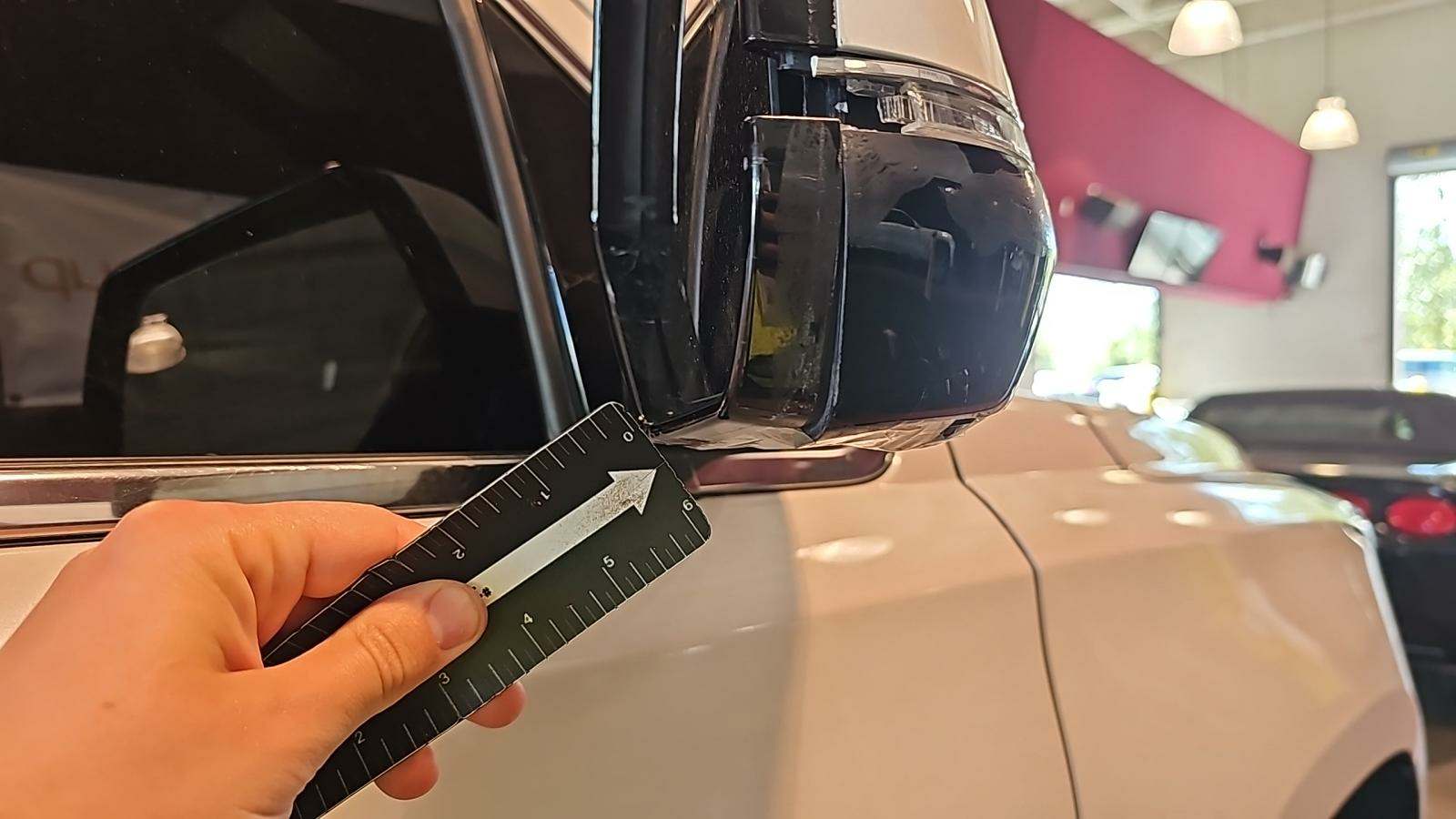 2018 Cadillac Escalade Base RWD