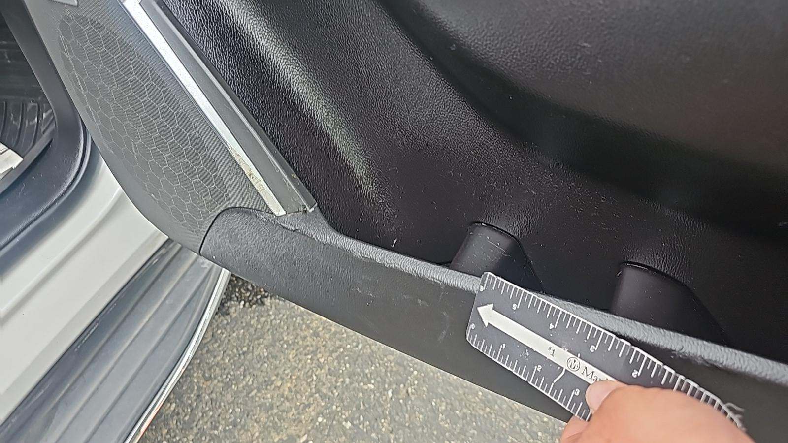 2018 Cadillac Escalade Base RWD