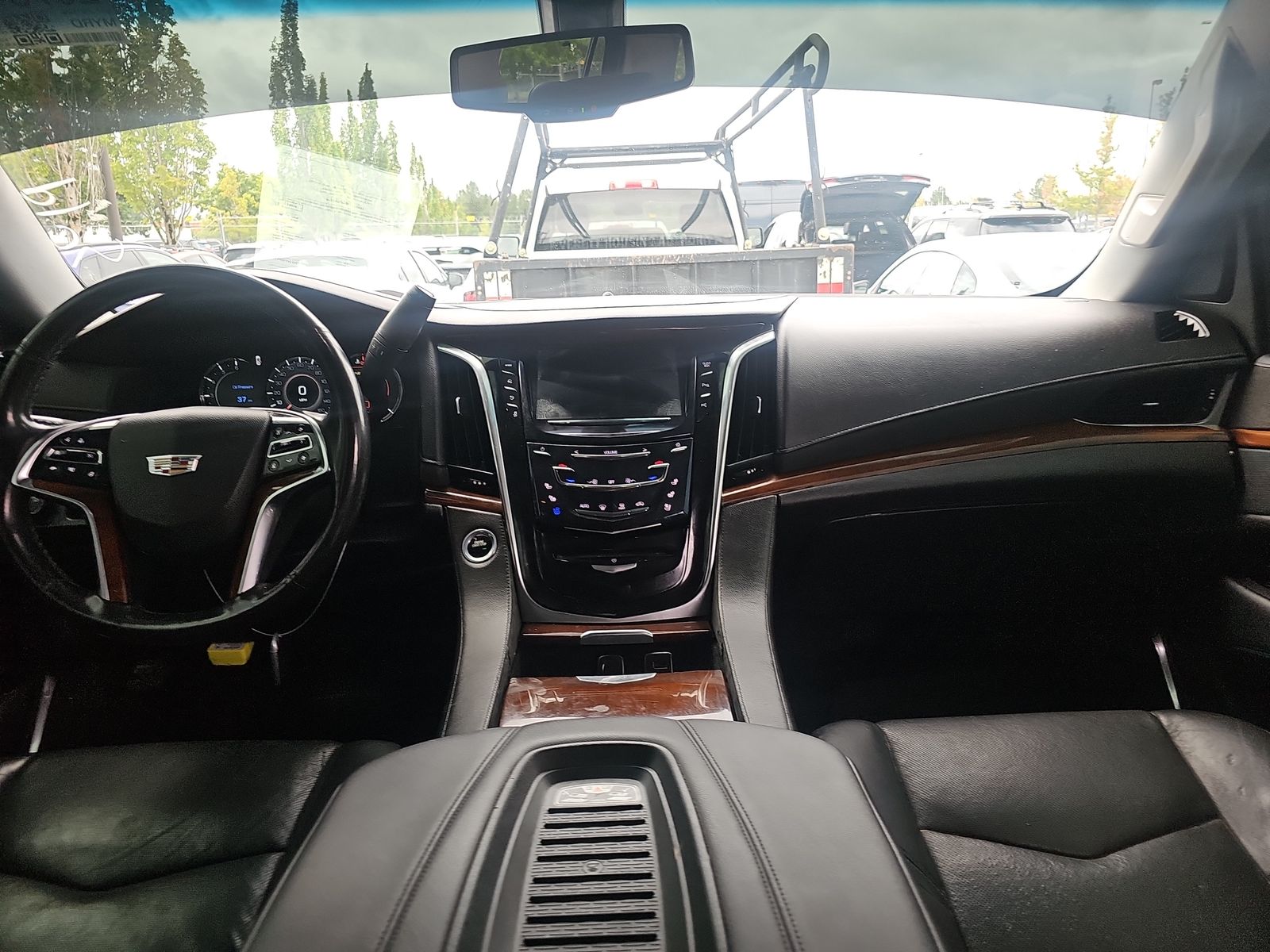 2018 Cadillac Escalade Base RWD