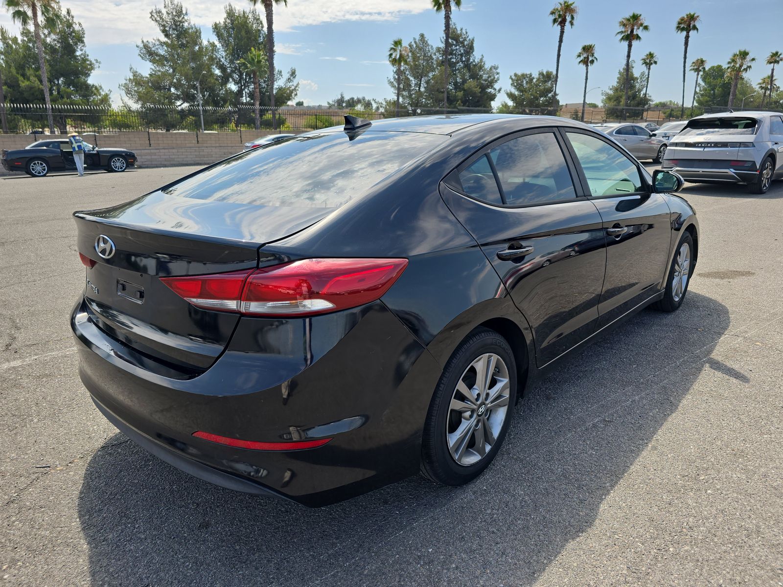 2017 Hyundai Elantra SE FWD