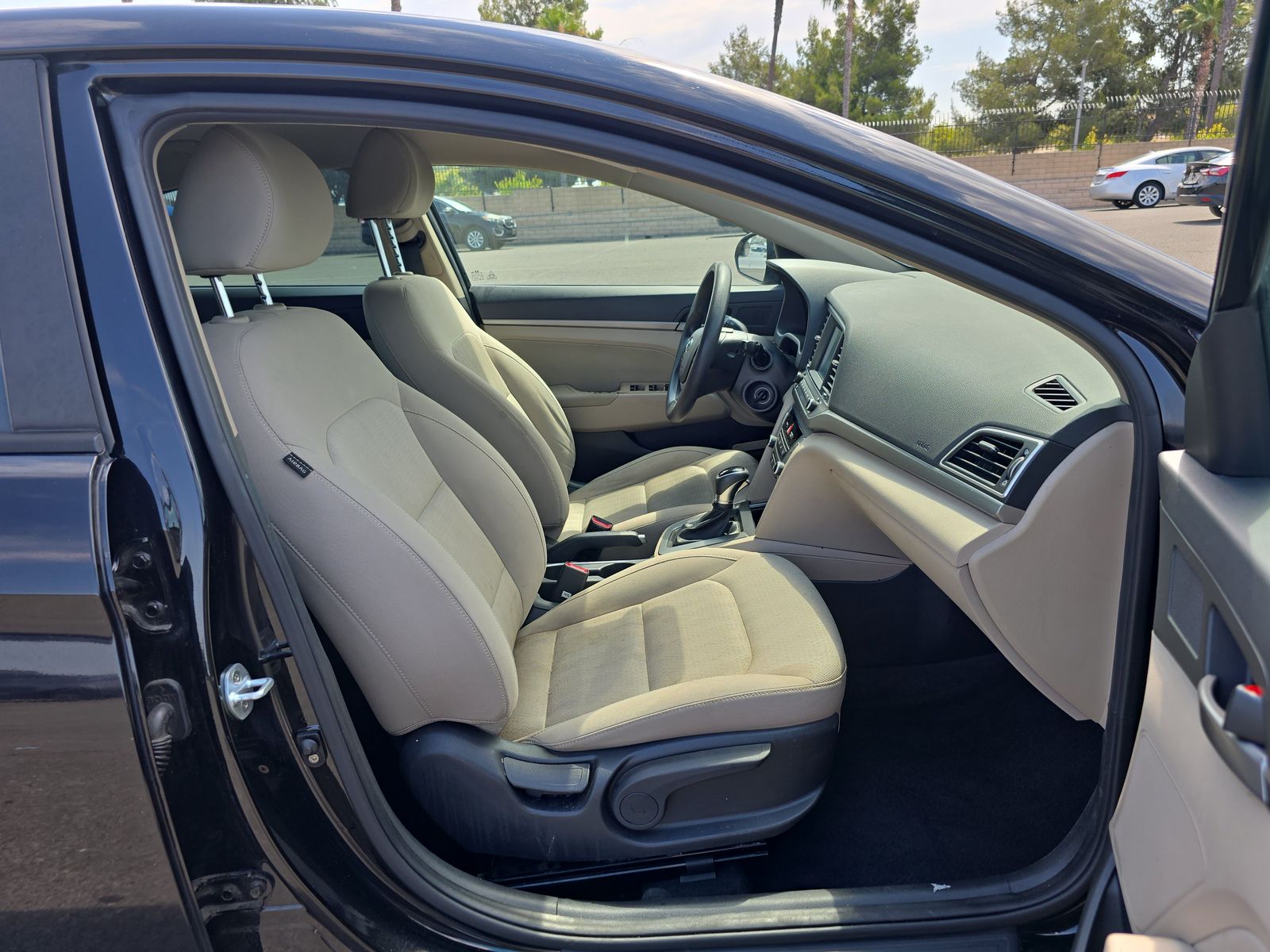 2017 Hyundai Elantra SE FWD