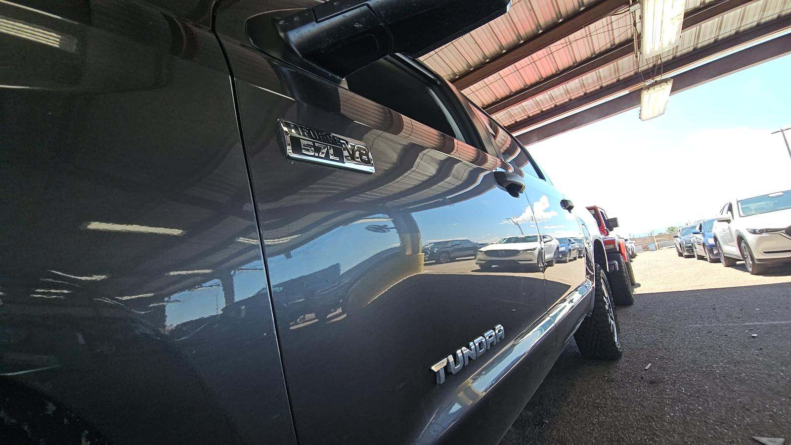 2018 Toyota Tundra SR5 AWD