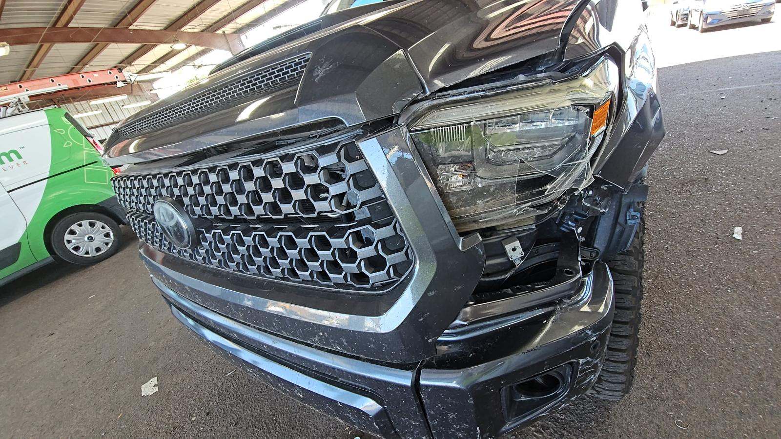 2018 Toyota Tundra SR5 AWD