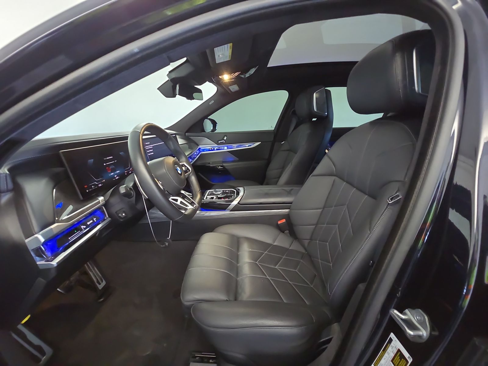 2024 BMW 7 Series 760i xDrive AWD