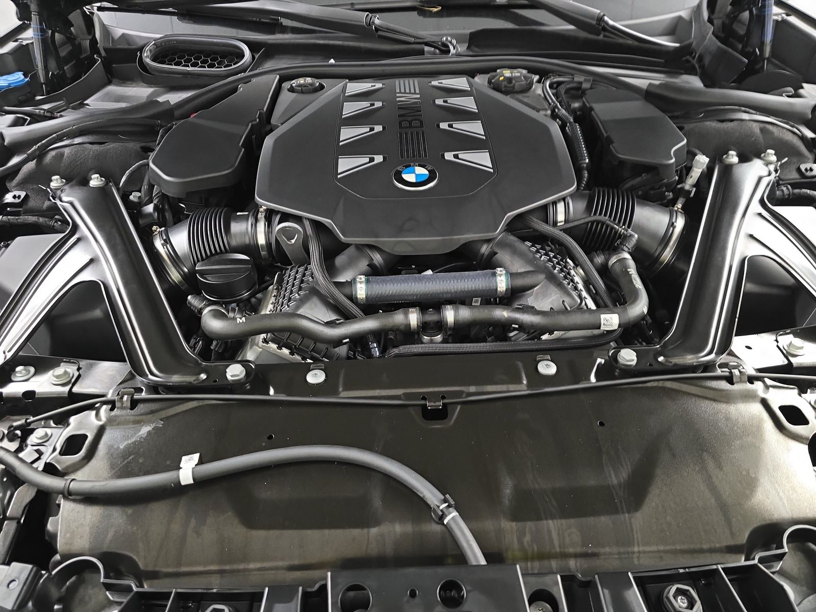 2024 BMW 7 Series 760i xDrive AWD