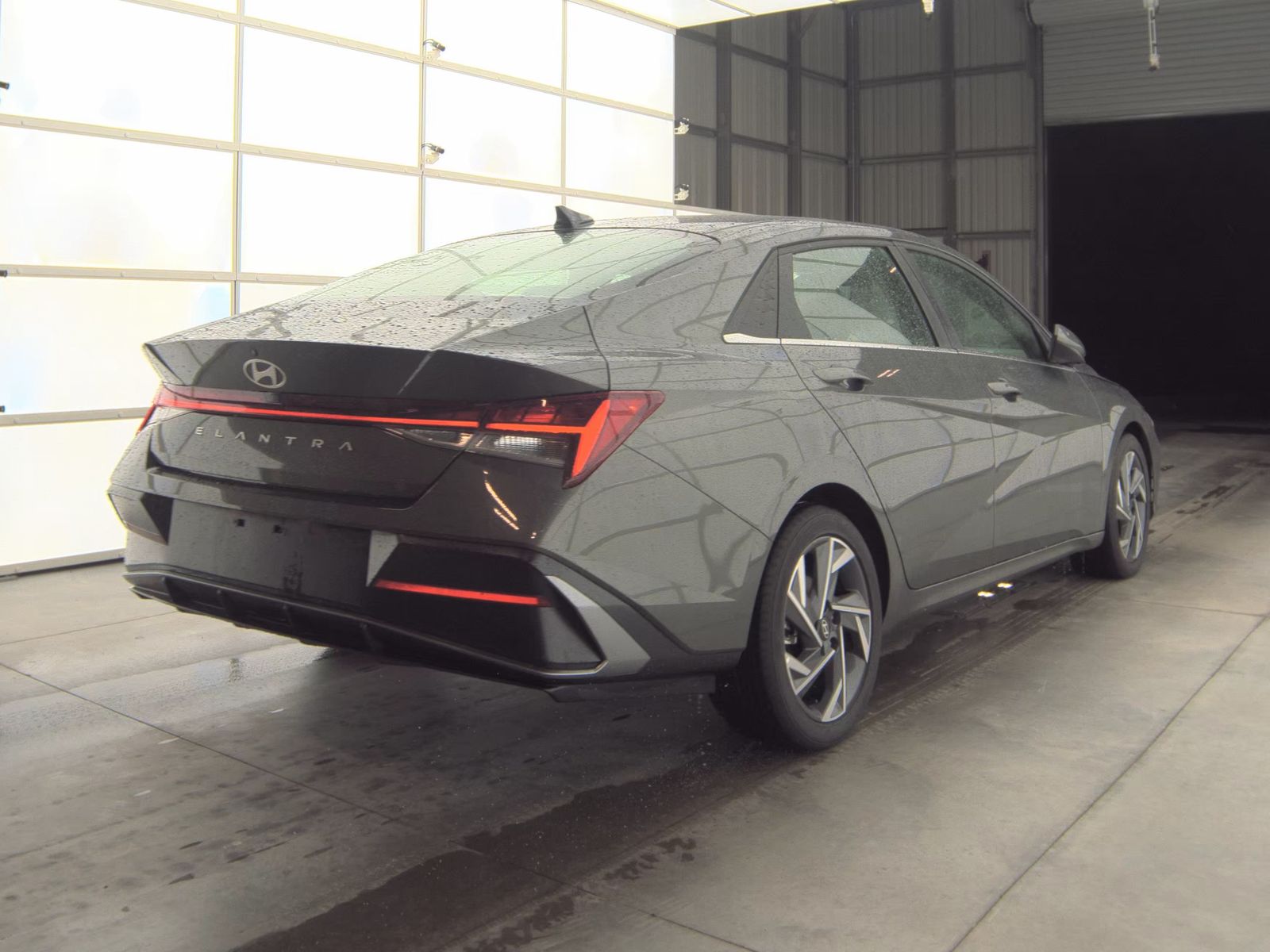 2024 Hyundai Elantra SEL FWD