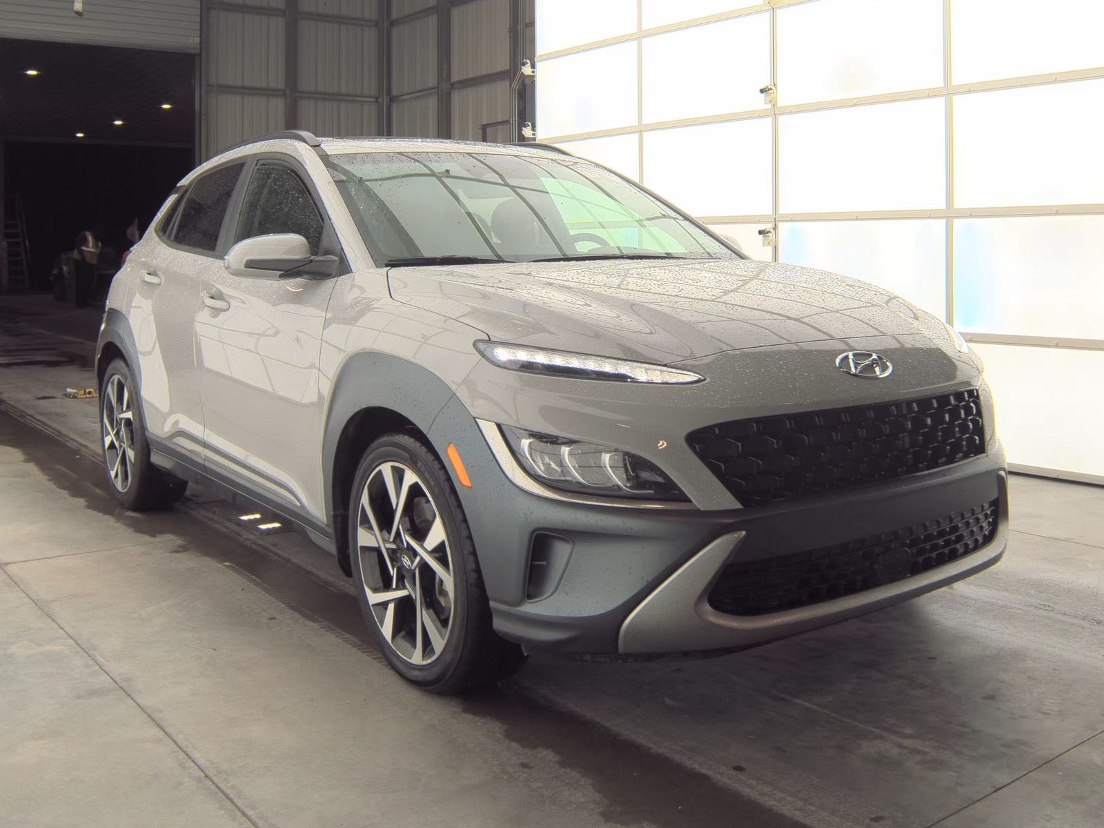 2022 Hyundai Kona Limited FWD
