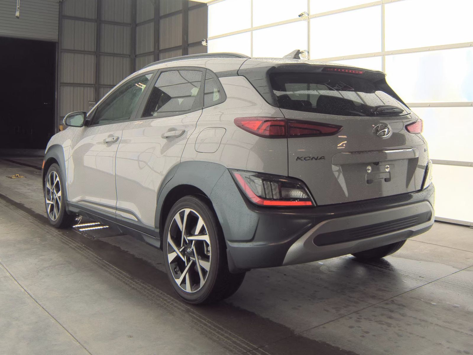 2022 Hyundai Kona Limited FWD