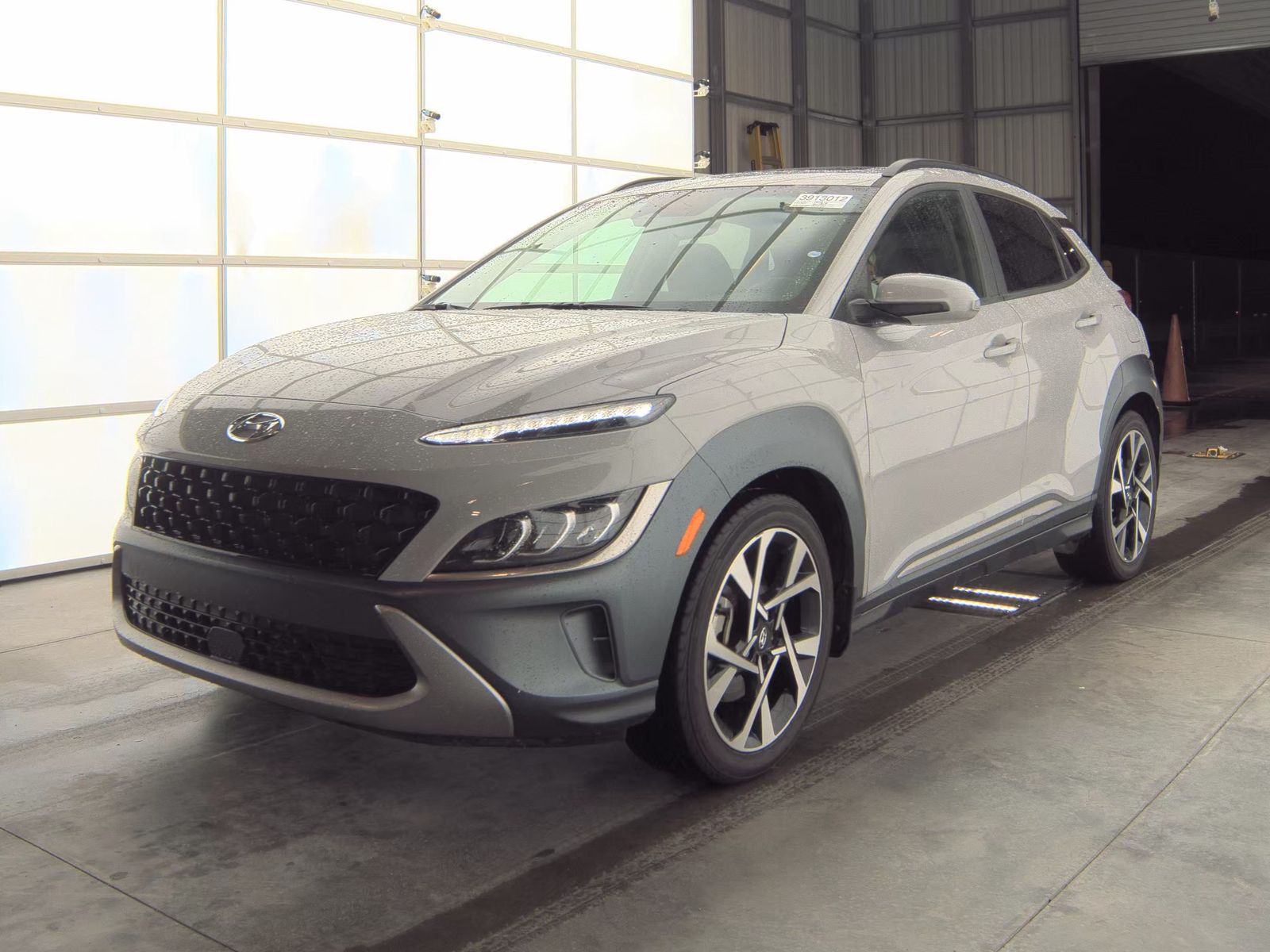 2022 Hyundai Kona Limited FWD