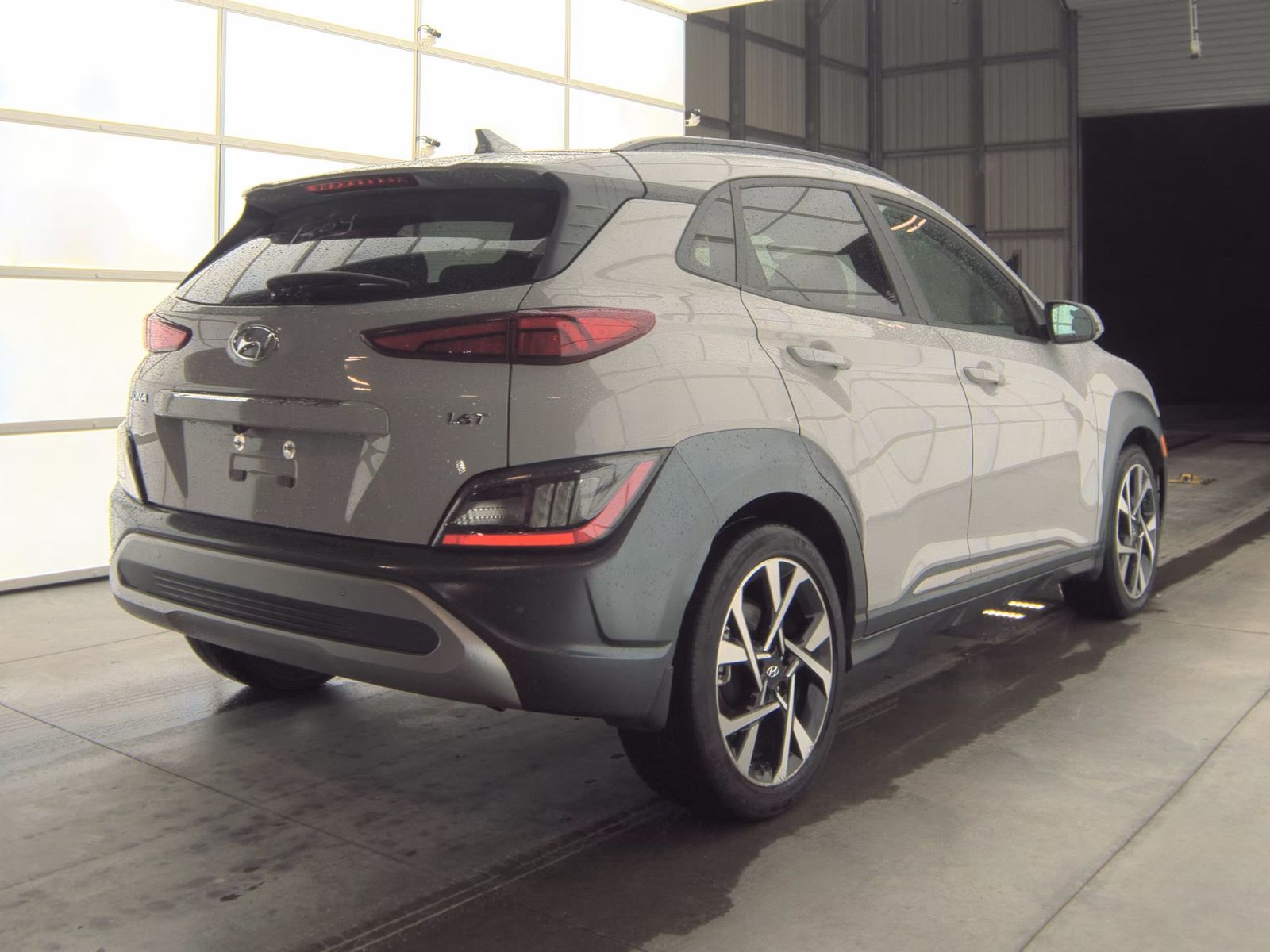 2022 Hyundai Kona Limited FWD