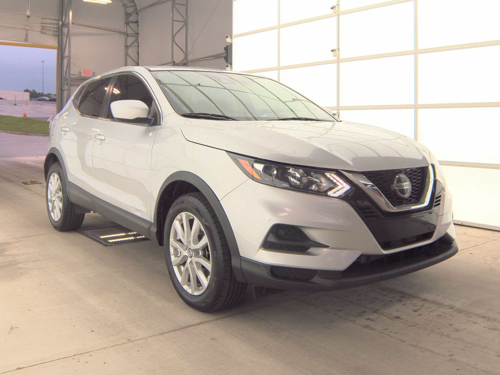 2021 Nissan Rogue Sport S FWD