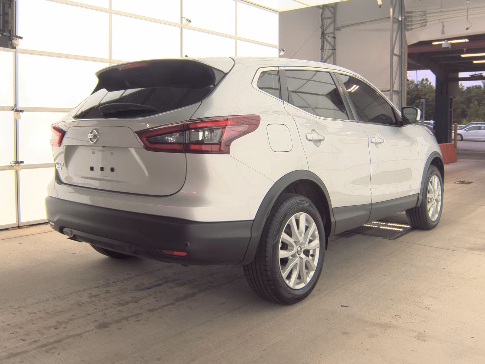 2021 Nissan Rogue Sport S FWD