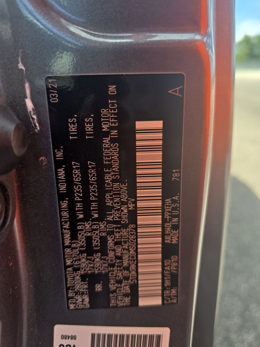 2021 Toyota Sienna LE FWD