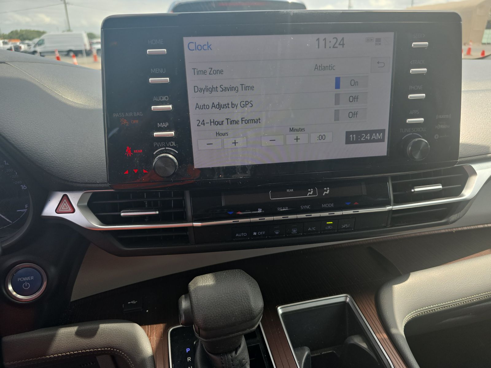 2021 Toyota Sienna LE FWD