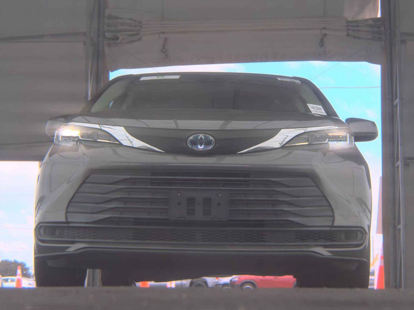 2021 Toyota Sienna LE FWD